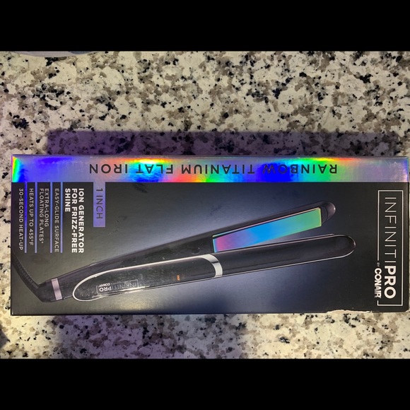 Conair Hair Straightener Iron - Picture 2 of 3